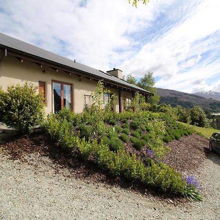 The Paddock Straw Bale Luxury Holiday House Arthurs Point Экстерьер фото