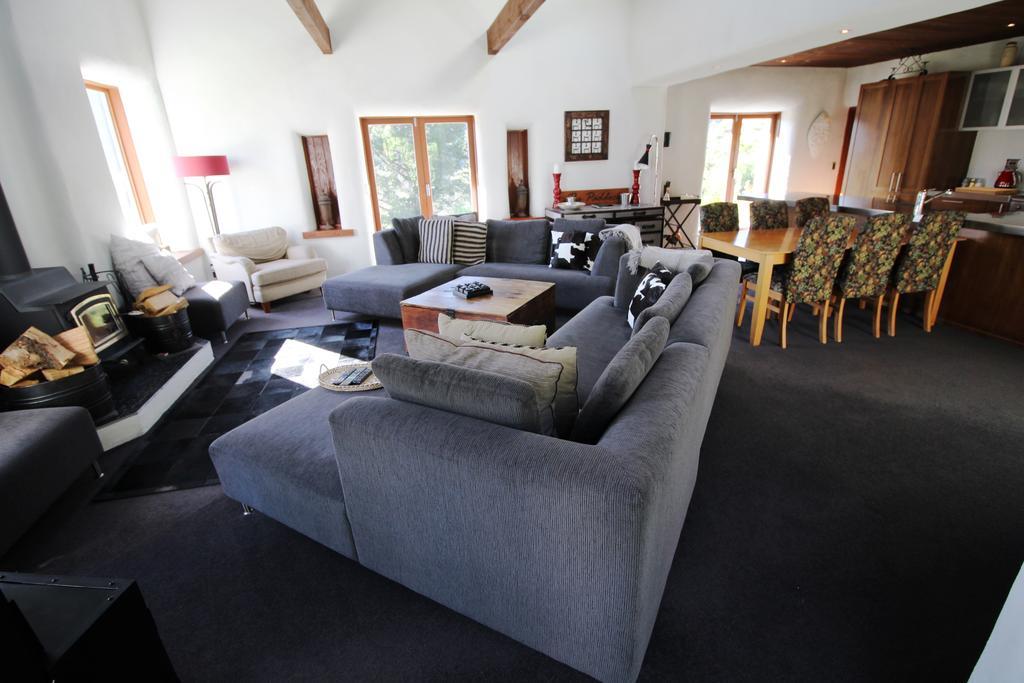 The Paddock Straw Bale Luxury Holiday House Arthurs Point Номер фото
