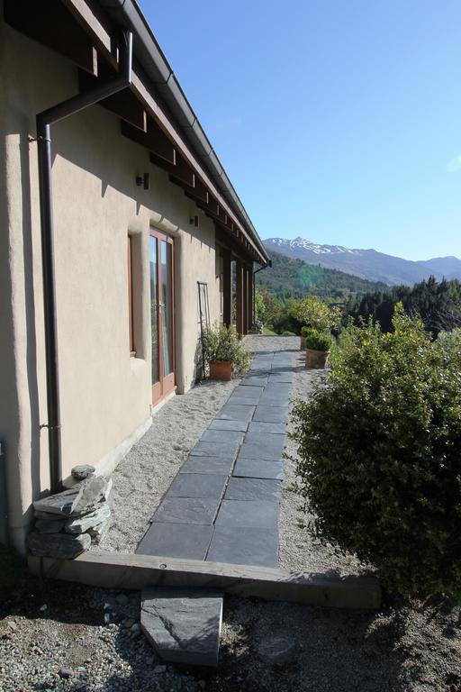 The Paddock Straw Bale Luxury Holiday House Arthurs Point Номер фото